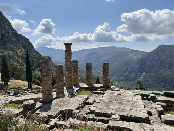 Delphi Delphi