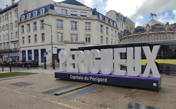 Kollegsschüler*innen zu Besuch in Périgueux (März 2024) Kollegsschüler*innen zu Besuch in Périgueux (März 2024)