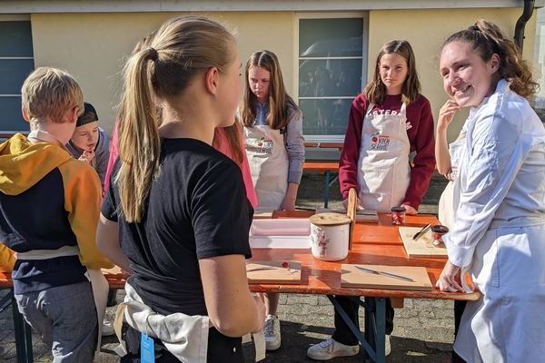 Naturpark-Kochschule zu Besuch am Kolleg in Stegen