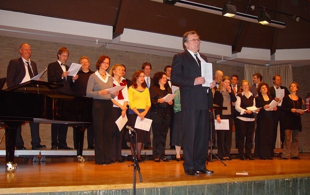 Dieter Agricola beim Jubil�umskonzert im Oktober 2008